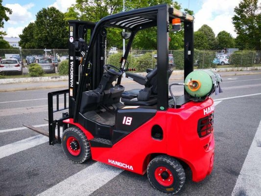 Carrello elevatore frontale a 4 ruote - XF18G