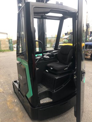 Carrelli retrattili Mitsubishi RB16N2H Cabine Grand Froid pour entrepôt frigorifique - 1