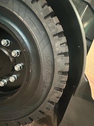 Carrelli elevatori elettrici Mitsubishi FB55NH