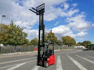 Carrello elevatore frontale a 3 ruote Hangcha A3W15 - 1