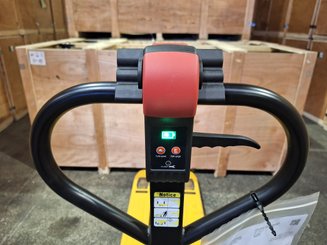 Transpallet guida in accompagnamento Microlift P15SE