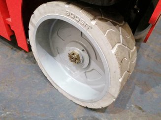 Piattaforma a pantografo Hangcha 100XENS