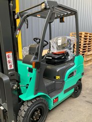Carrello elevatore frontale a 4 ruote Mitsubishi FG18N