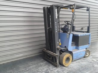 Carrello elevatore frontale a 4 ruote Nissan FPO1R16U - 1