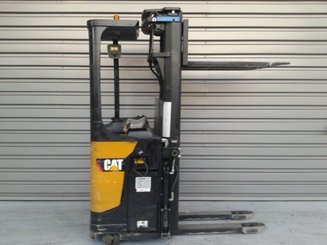 Stoccatori con pedana Caterpillar NSR20N