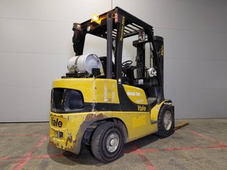 Carrelli elevatori a gas Yale GLP30