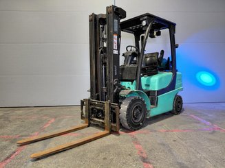 Carrelli elevatori a gas Yale YALE GLP25 - 1