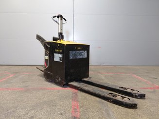 Transpallet con pedana Caterpillar NPV20N2