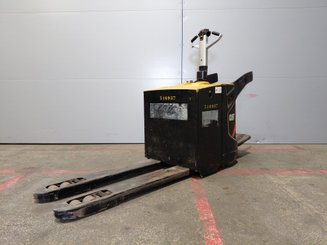 Transpallet con pedana Caterpillar NPV20N2