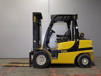 Carrello elevatore frontale a 4 ruote Yale GLP35