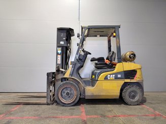 Carrello elevatore frontale a 4 ruote Caterpillar GP30NTD