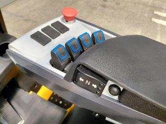 Carrello elevatore frontale a 4 ruote Hangcha XE25Hi ( CPD25-XEY2H2-SI )