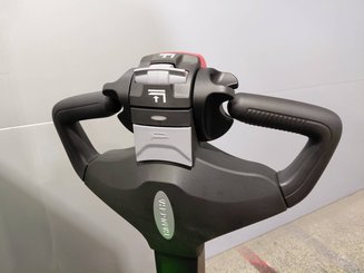 Stoccatori guida in accompagnamento Hangcha CDD16-XT1-SI
