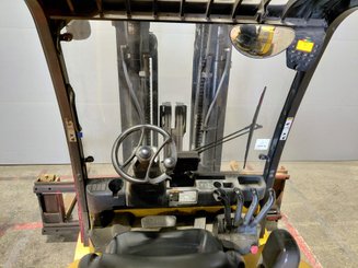 Carrello elevatore frontale a 4 ruote Yale ERP45VL