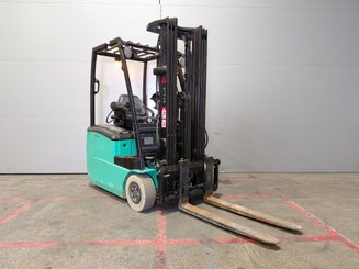 Carrello elevatore frontale a 3 ruote Mitsubishi FB15PNT