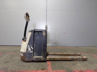 Transpallet guida in accompagnamento Crown WP3080