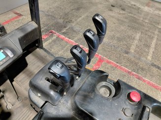 Carrello elevatore frontale a 4 ruote Doosan B50X-7