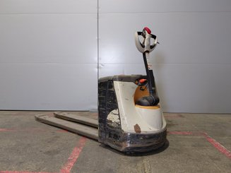 Transpallet guida in accompagnamento Crown WP3020-2.0