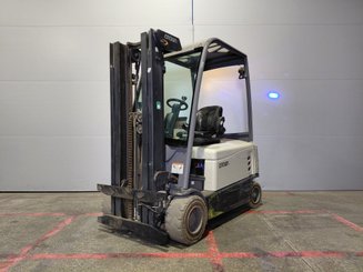 Carrello elevatore frontale a 4 ruote Crown SCF6040-16