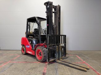 Carrello elevatore frontale a 4 ruote Hangcha XF35G
