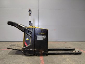 Transpallet con pedana Caterpillar NPV20N2