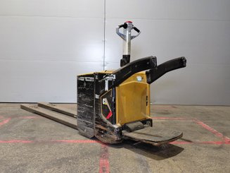 Transpallet guida in accompagnamento Caterpillar NPV20N2