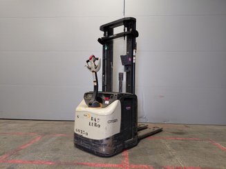 Stoccatori Crown ESI4000-14