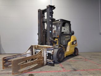 Carrello elevatore frontale a 4 ruote Caterpillar GP45NTD