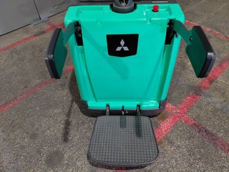Stoccatori con piattaforma Mitsubishi SBV12P