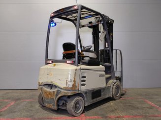 Carrello elevatore frontale a 4 ruote Crown SCF6040-18
