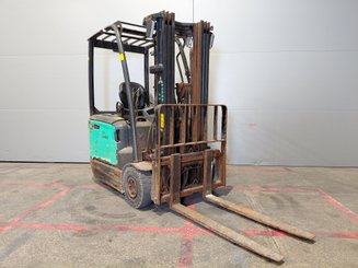 Carrello elevatore frontale a 3 ruote Mitsubishi FB16NT
