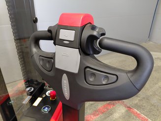 Stoccatori guida in accompagnamento Hangcha CDD12-AMC2-L