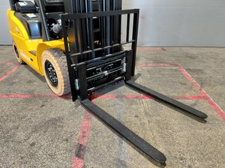 Carrello elevatore frontale a 4 ruote Hangcha XE25i ( CPD25-XEY2HA-SI )