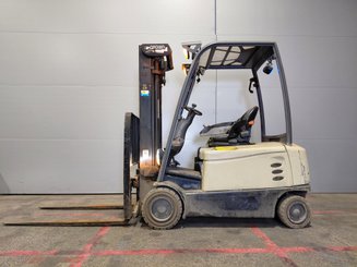 Carrello elevatore frontale a 4 ruote Crown SCF6040-18 - 4