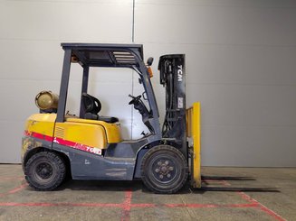 Carrello elevatore frontale a 4 ruote TCM FHG30 - 5