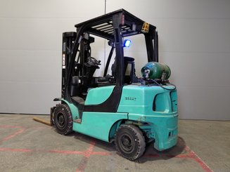 Carrelli elevatori a gas Yale YALE GLP25 - 2