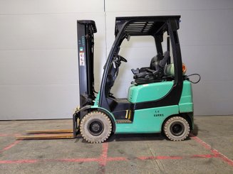 Carrello elevatore frontale a 4 ruote Yale GLP20SX - 4