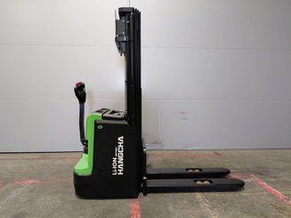 Stoccatori guida in accompagnamento Hangcha CDD16-XT1-SI