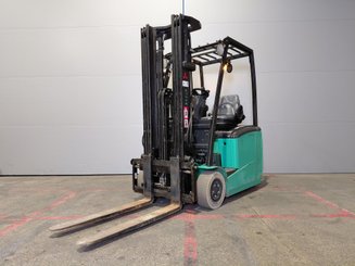 Carrello elevatore frontale a 3 ruote Mitsubishi FB15PNT