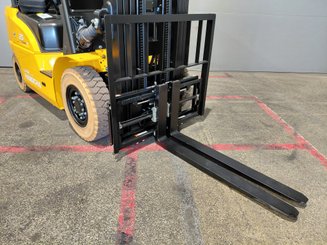 Carrello elevatore frontale a 4 ruote Hangcha XE25Hi ( CPD25-XEY2H2-SI )