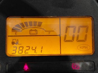 Carrello elevatore frontale a 3 ruote Caterpillar EP16NT - 9