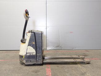 Transpallet guida in accompagnamento Crown WP3020-2.0 - 4