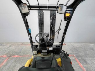 Carrello elevatore frontale a 4 ruote Yale ERP20