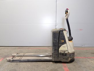 Transpallet guida in accompagnamento Crown WP3020-2.0 - 5