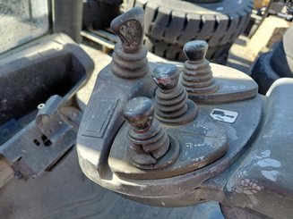 Carrello elevatore frontale a 4 ruote Fenwick H25T - 3