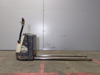 Transpallet guida in accompagnamento Crown WP3020-2.0 - 4