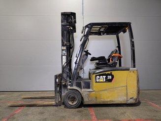 Carrello elevatore frontale a 3 ruote Caterpillar EP20PNT - 4