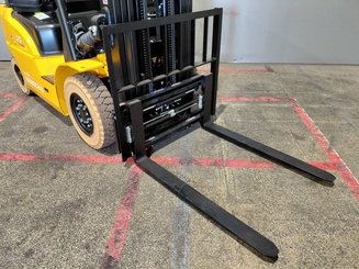 Carrello elevatore frontale a 4 ruote Hangcha XE25Hi ( CPD25-XEY2H2-SI )