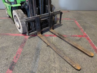 Carrelli elevatori a gas Clark CGP25 - 7