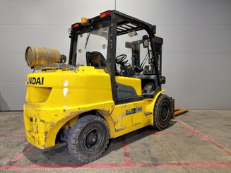 Carrello elevatore frontale a 4 ruote Hyundai 45L-7